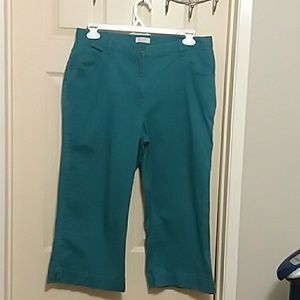 Christopher & Banks Plus Jean Capris